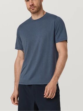 Vuori Current Tech Tee in Slate Blue - Men's Short Sleeve Crew